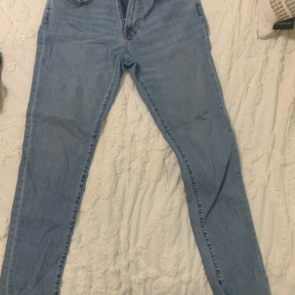 Jeans - Picture 3 of 4